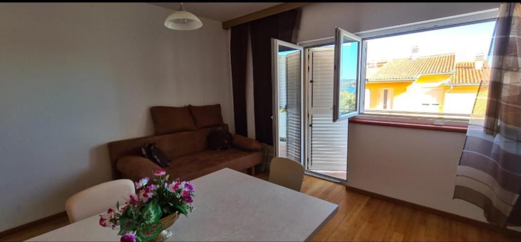 Apartmani Gizela Donji Seget Cameră foto